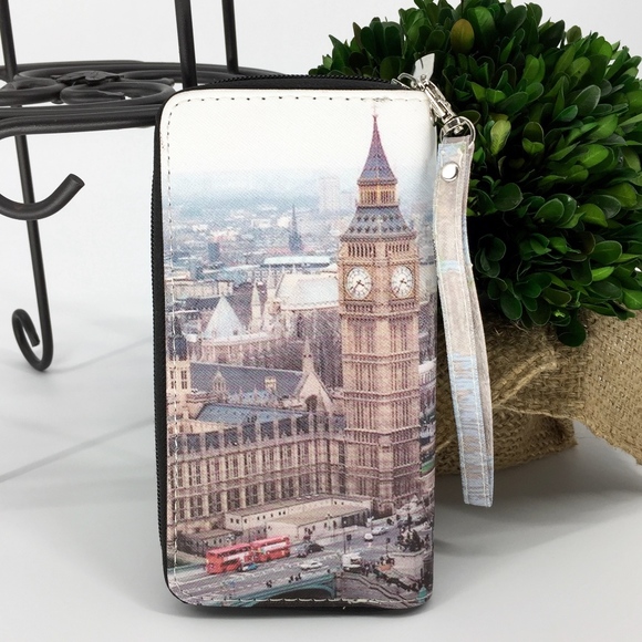 London Women's Wallet Wristlet - NWOT - Picture 2 of 8